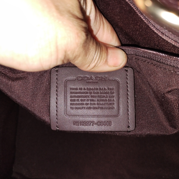 Coach Crossbody Tote With No Handles - Picture 6 of 6